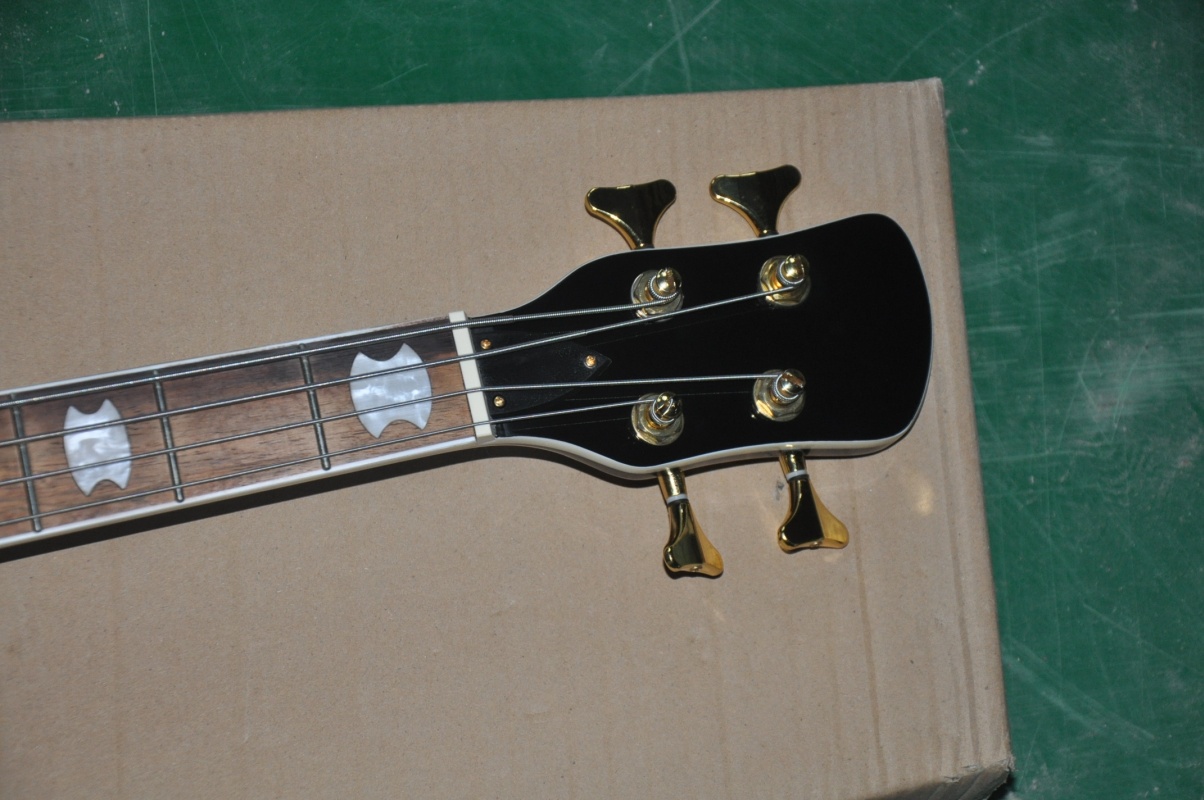 Musical InstrumentsFactory cus - Bass Guitar Fretless review and price