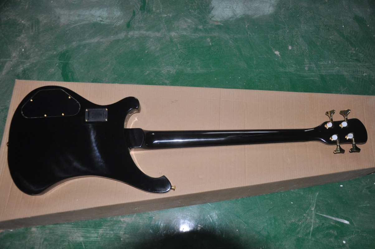 Musical InstrumentsFactory cus - Bass Guitar Fretless review and price